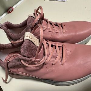 Ecco Women's Pink Athletic Shoes